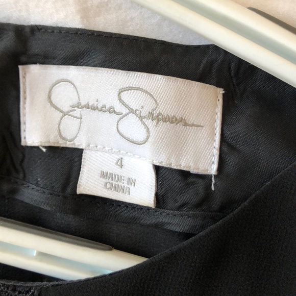 Cute classic black dress! - Picture 6 of 6